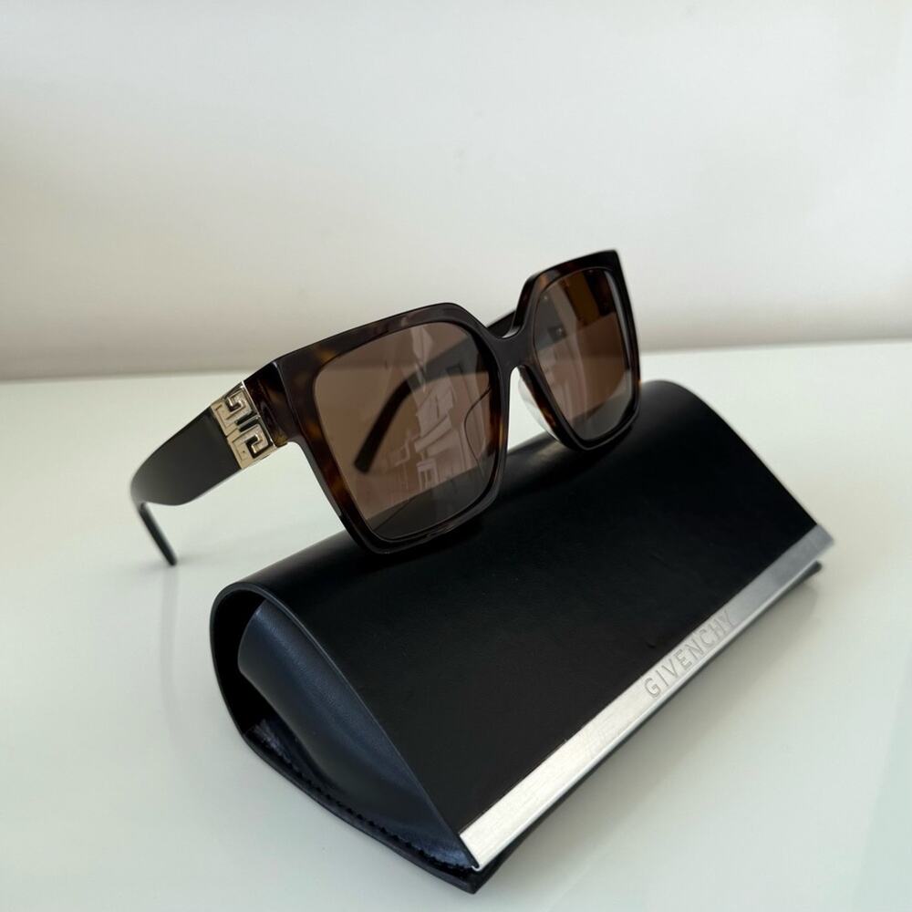 NEW!!! GIVENCHY women sunglasses GV40056U 52E Authentic Retail 480$